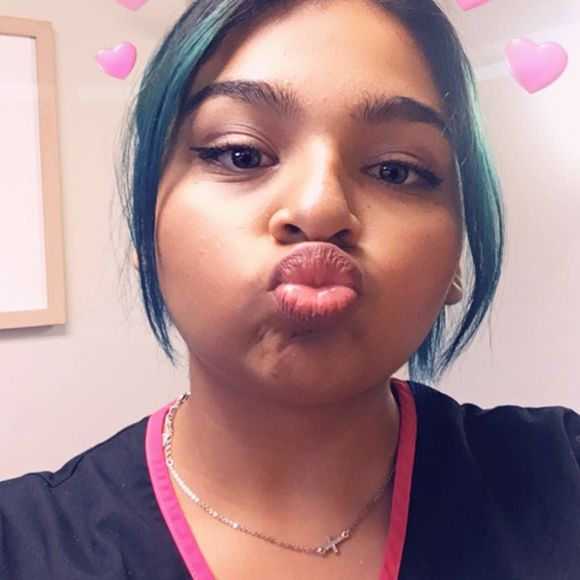 Meet your Posher, Isabel - Picture 1 of 1